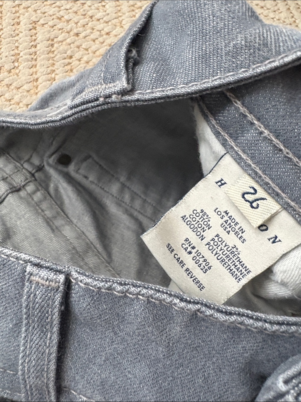 Hudson Dark Gray Flared Women’s Jeans, size 26 - Picture 4 of 7